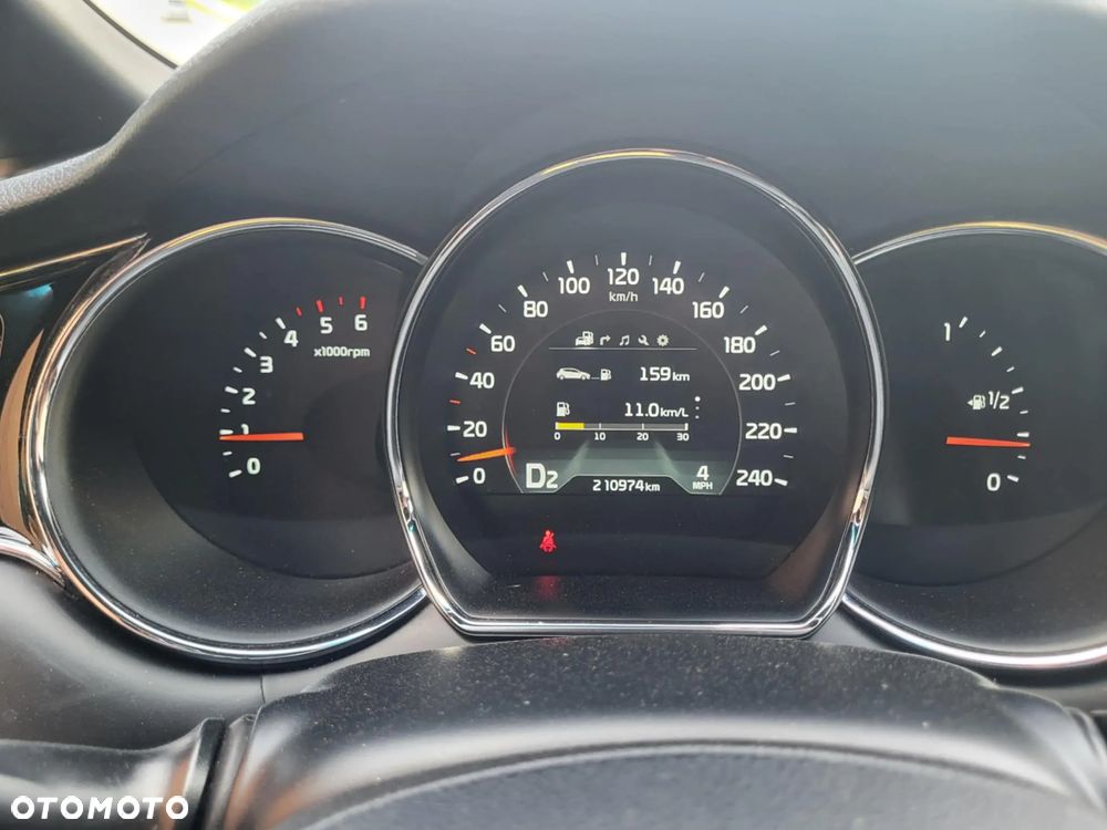 Kia Ceed 1.6 CRDi 136 DCT ISG SW GT Line - 11