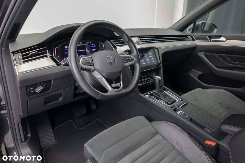 Volkswagen Passat Variant - 25