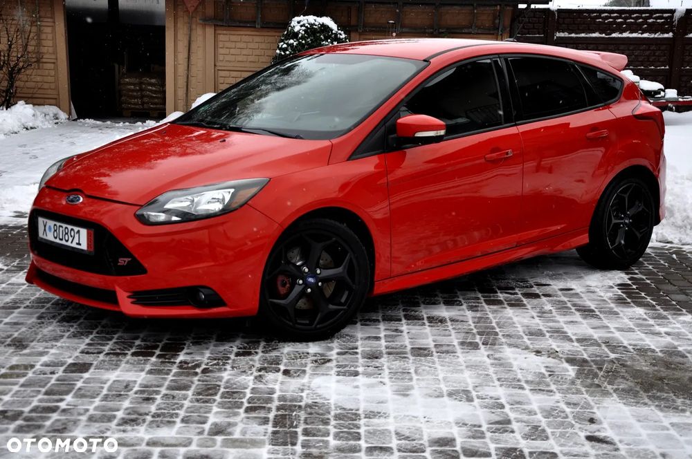 Ford Focus 2.0 EcoBoost ST mit Leder-Sport-Paket - 10