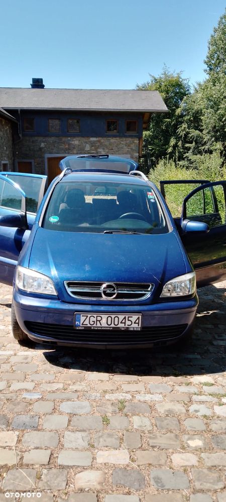 Opel Zafira 1.8 16V Elegance - 9
