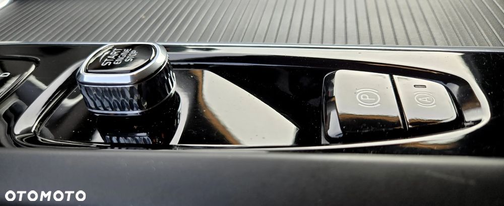 Volvo XC 60 B4 D Geartronic Momentum Pro - 31