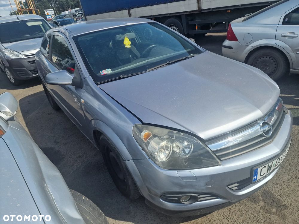 Opel Astra Gtc 2005 r 1.6 benzyna 77KW całe na części