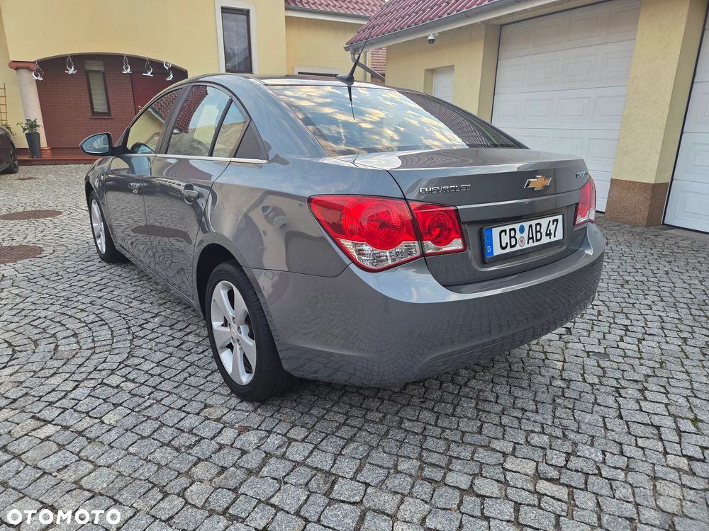 Chevrolet Cruze 1.8 LT - 6