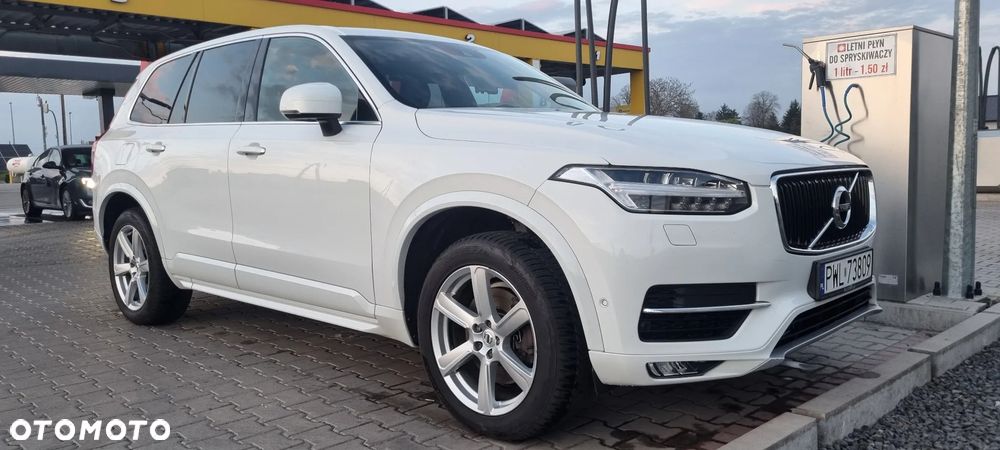 Volvo XC 90 D5 AWD Momentum - 3