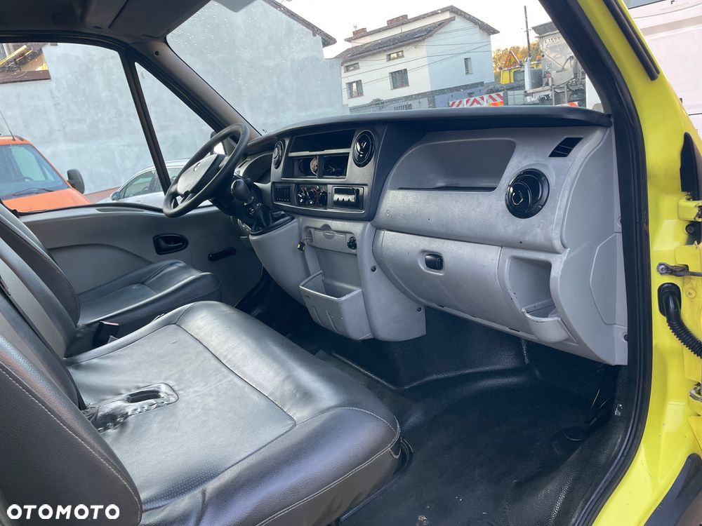 Renault Master wywrotka 7 osób Doka - 32
