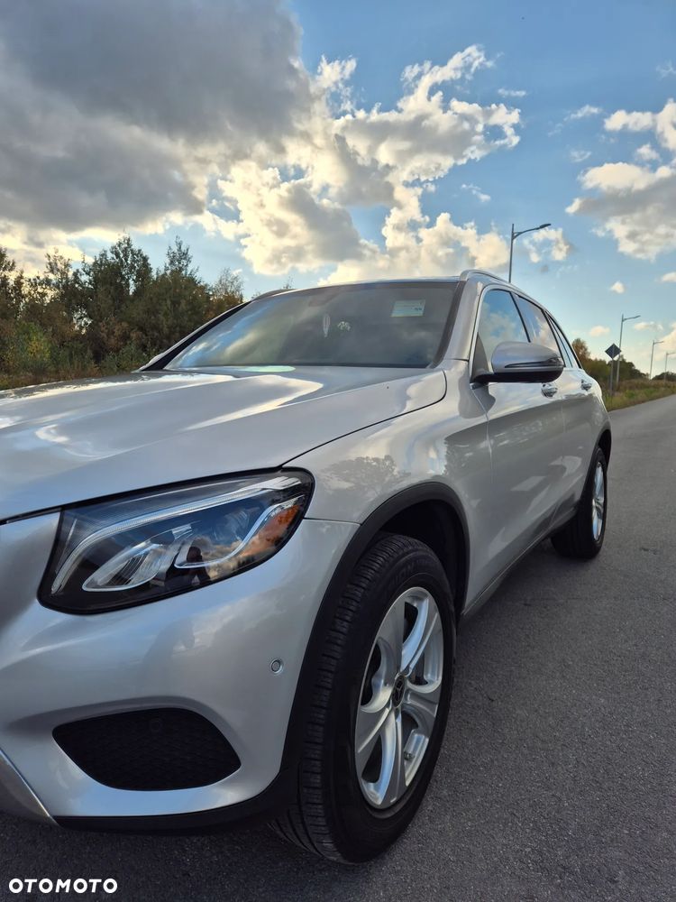 Mercedes-Benz GLC 300 4-Matic - 2