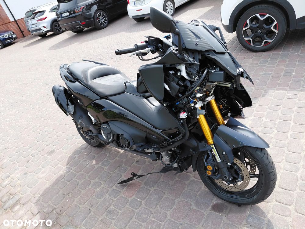 Yamaha Tmax - 7