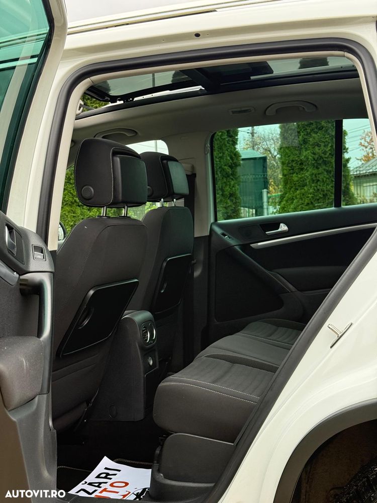 Volkswagen Tiguan 2.0 TDI DPF BlueMotion Technology Cup Sport & Style - 9