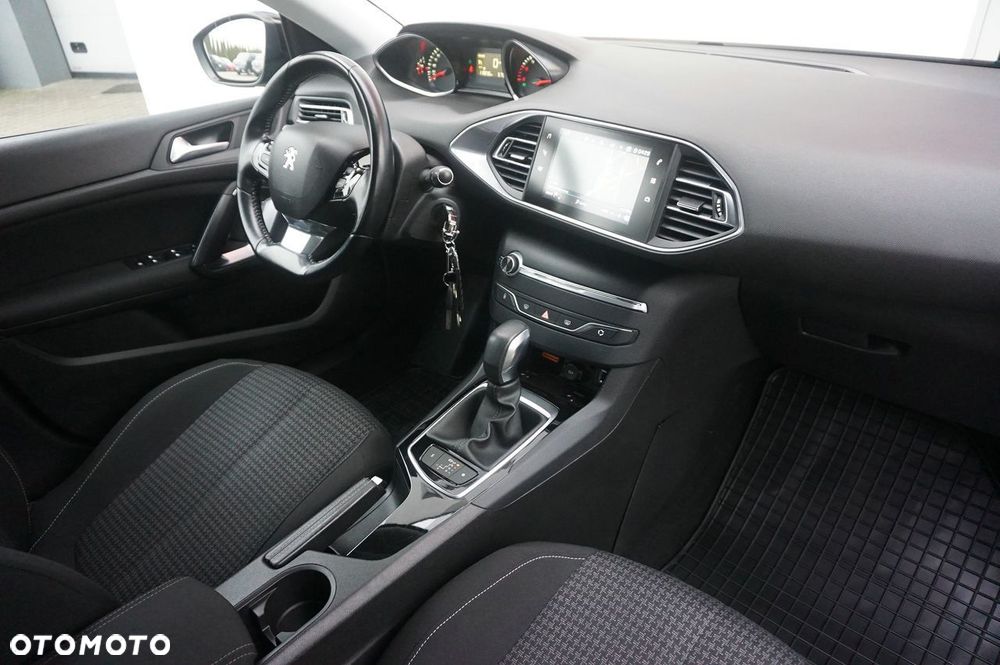 Peugeot 308 1.6 BlueHDi Active S&S EAT6 - 16