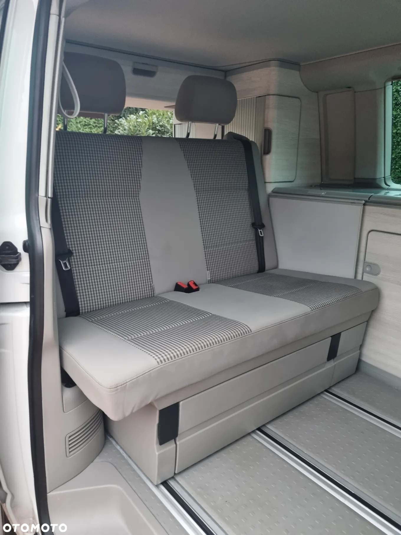 Volkswagen CALIFORNIA OCEAN KAMPER - 18