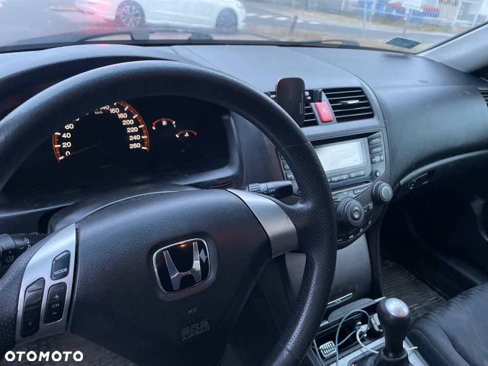 Honda Accord 2.0 Comfort - 19