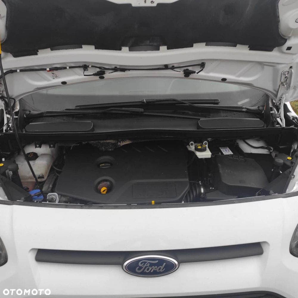 Ford Transit Connect - 20