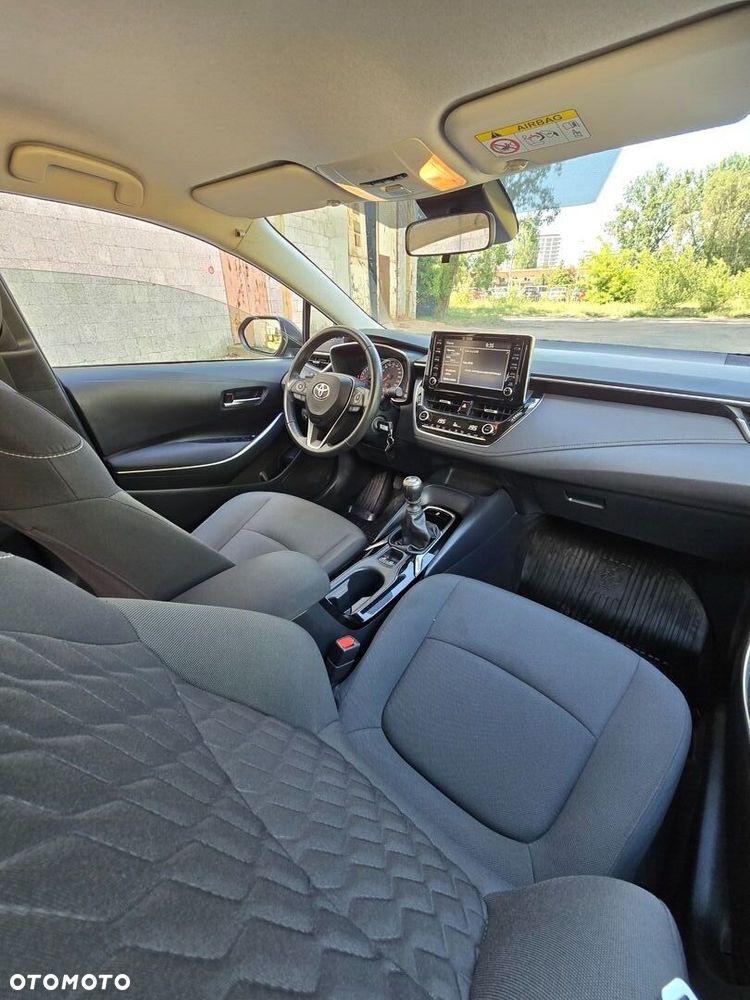 Toyota Corolla - 21