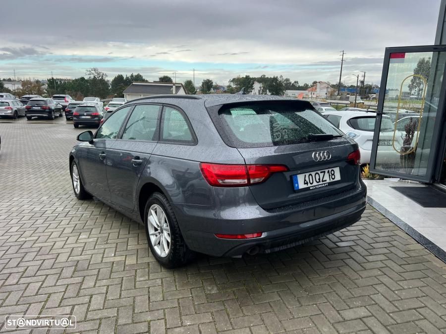 Audi A4 Avant 2.0 TDI Design - 2