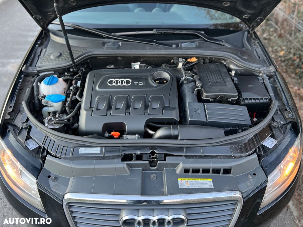 Audi A3 2.0 TDI Sportback DPF S line Sportpaket - 13