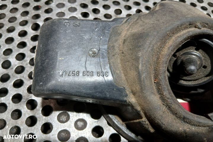 Usita rezervor 3C9809857 3C9809857 Volkswagen VW Passat B6 [2005 - 20 - 3