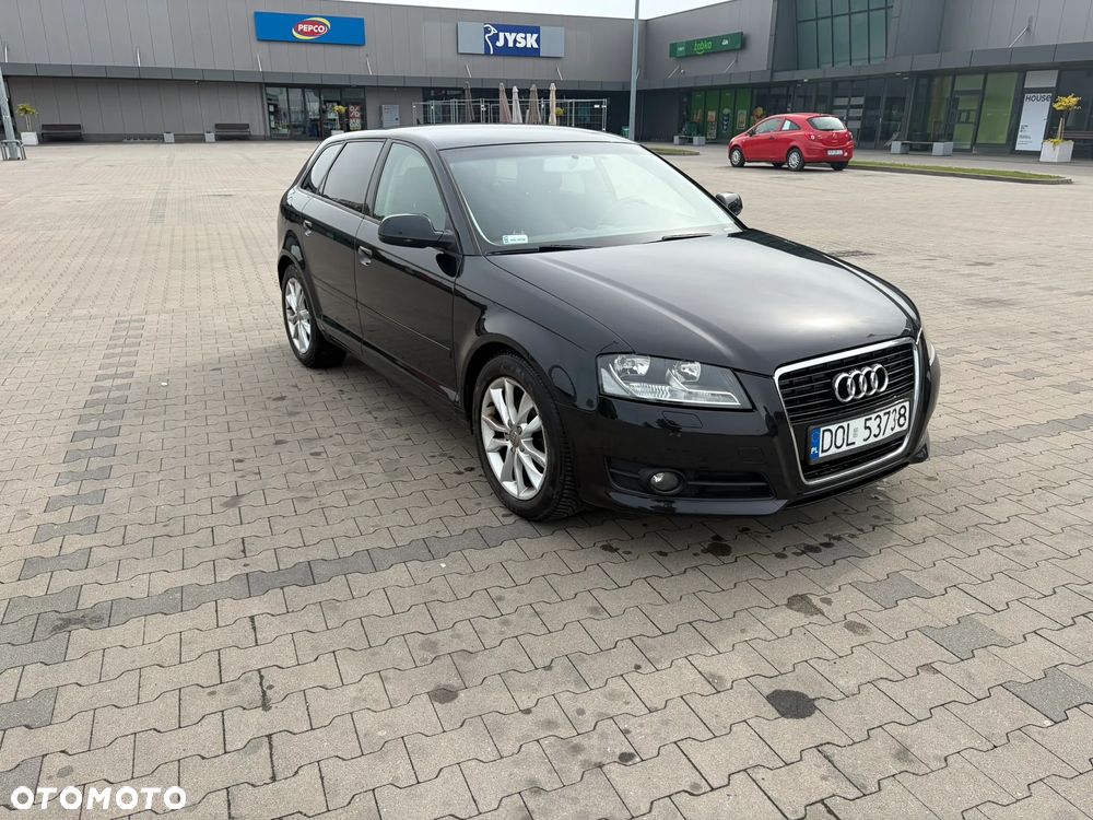 Audi A3 Sportback 2.0 TDI DPF Ambiente - 3