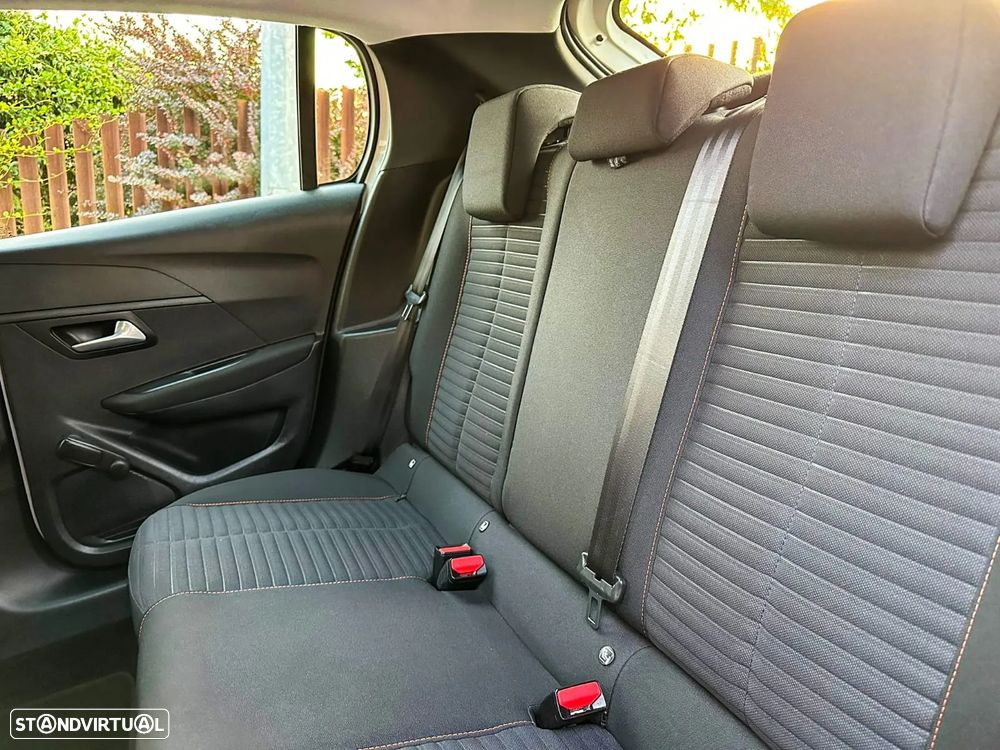 Peugeot e-208 50 kWh Active - 11