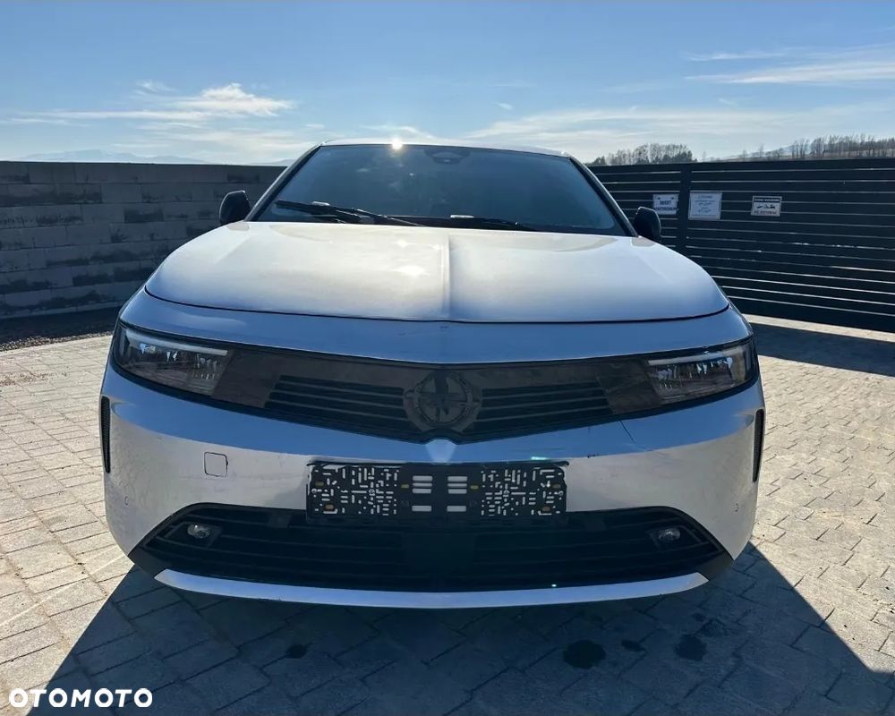 Opel Astra 1.6 T Plug-in Hybrid Elegance - 2