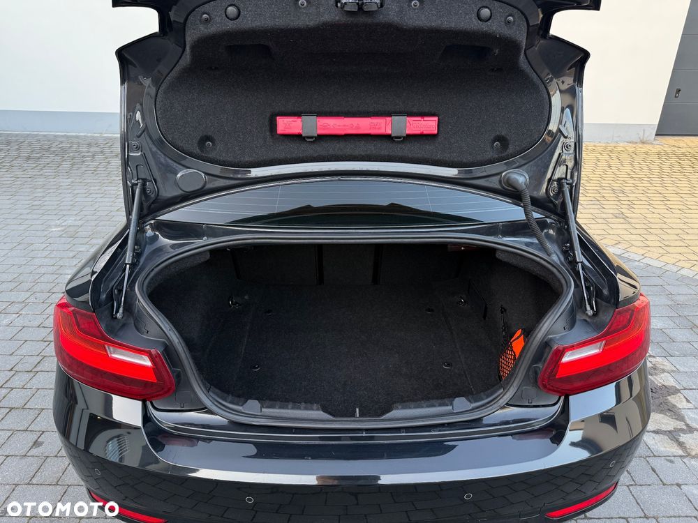 BMW Seria 2 218d Sport Line - 8