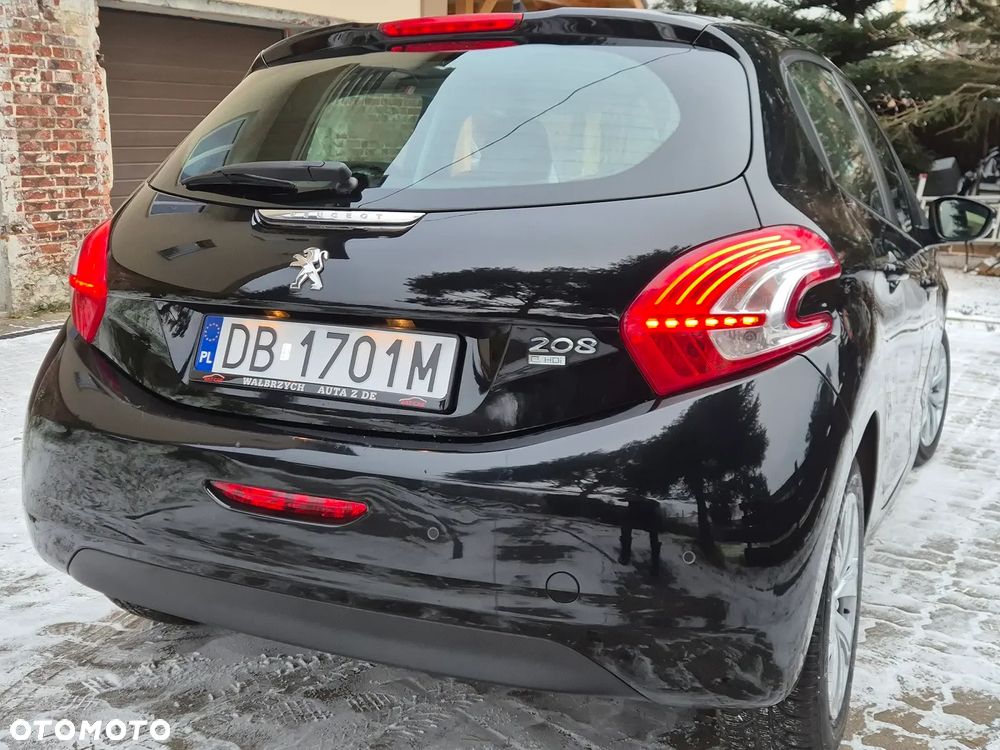 Peugeot 208 - 5