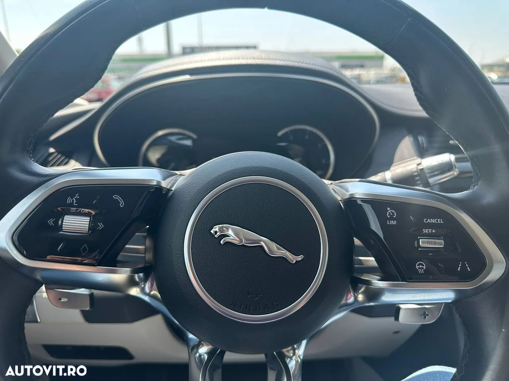Jaguar E-Pace P200 AWD R-Dynamic - 10