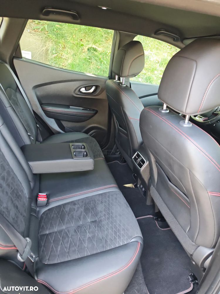 Renault Kadjar TCe 140 EDC GPF BLACK EDITION - 14