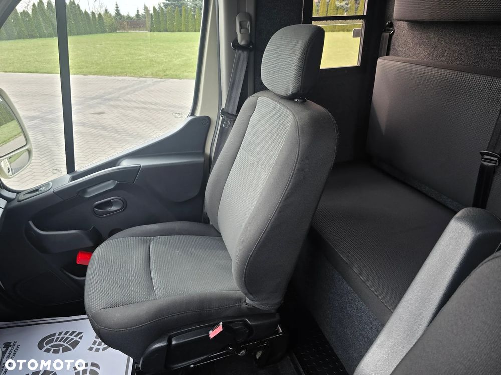 Opel Movano-Koniowóz - 13