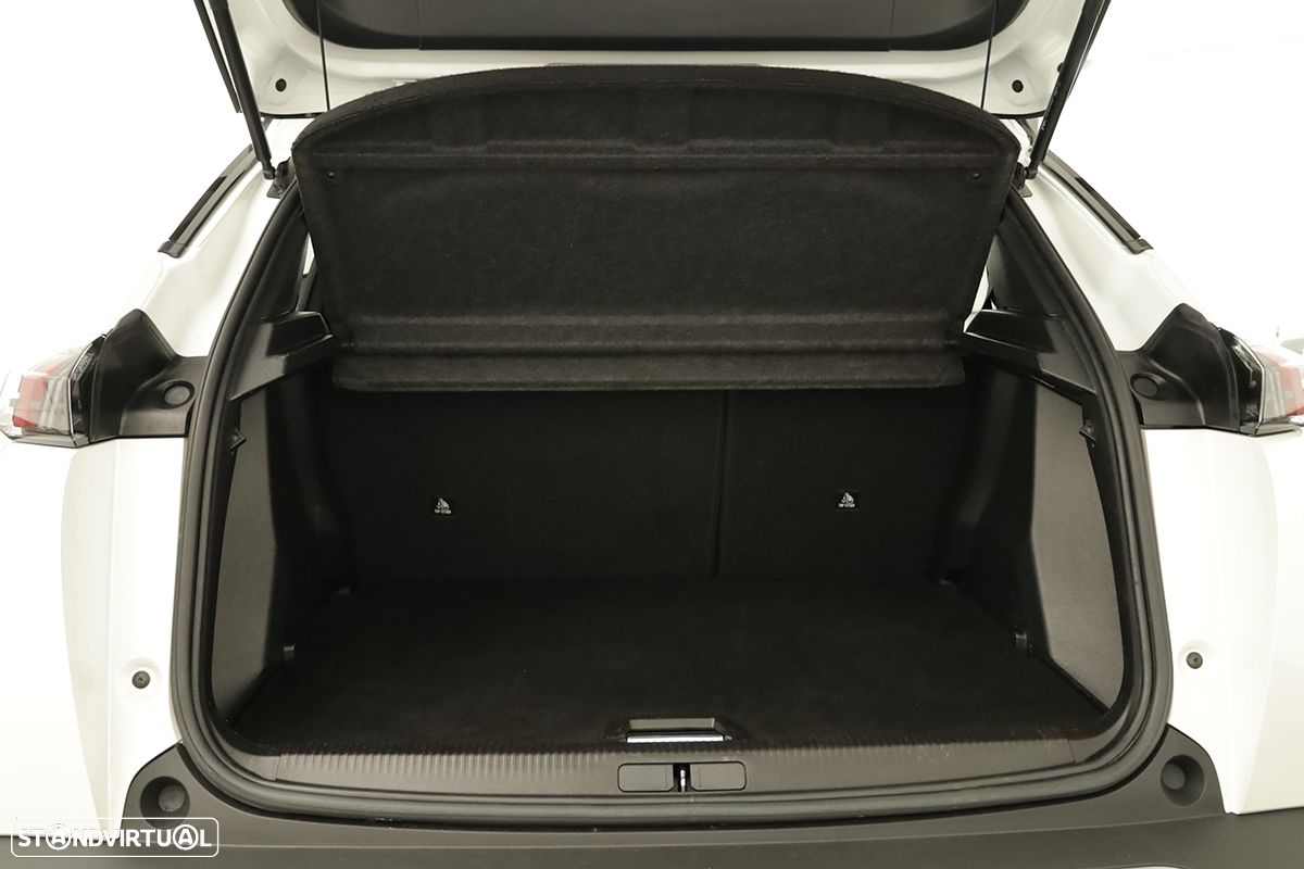 Peugeot 2008 1.2 PureTech GT EAT8 - 23
