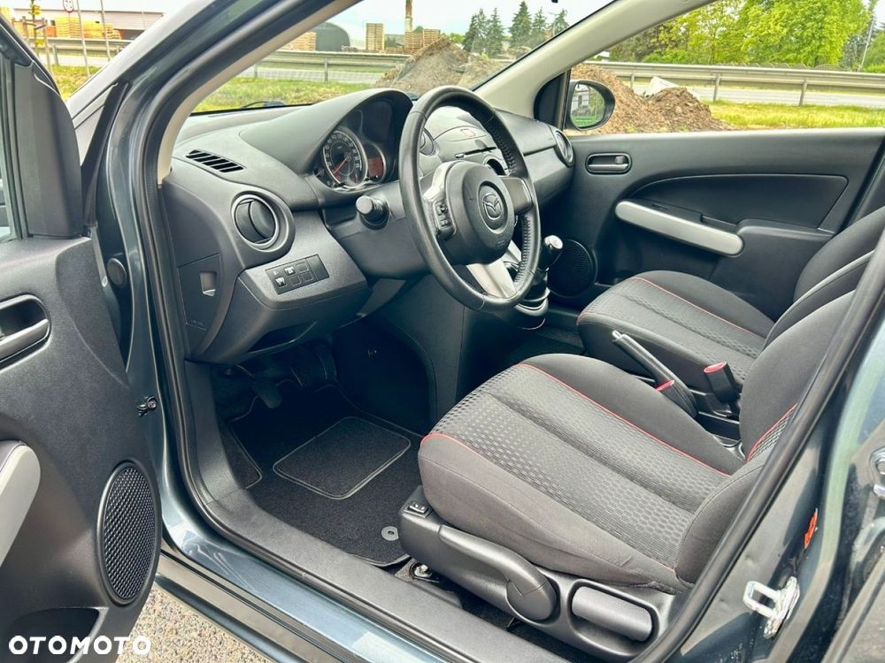Mazda 2 - 37