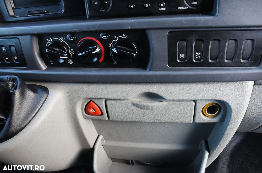 Renault Mascott - 12