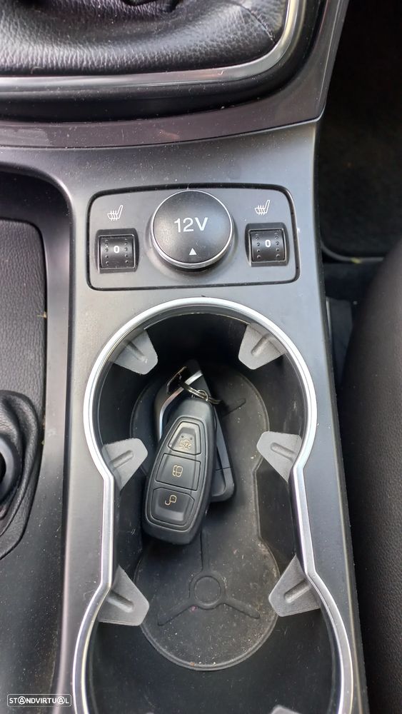 Ford Kuga 2.0 TDCi Titanium - 15
