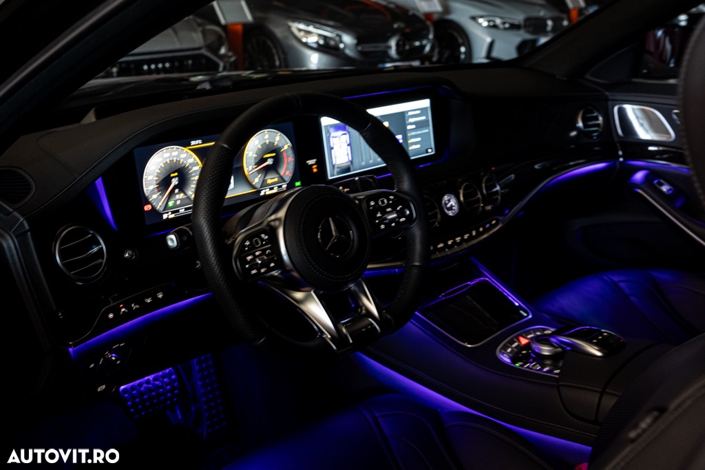 Mercedes-Benz S 560 4MATIC Long Aut. - 32
