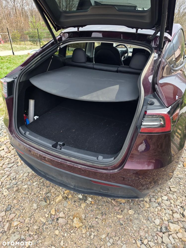 Tesla Model Y 79kWh Long Range AWD - 3