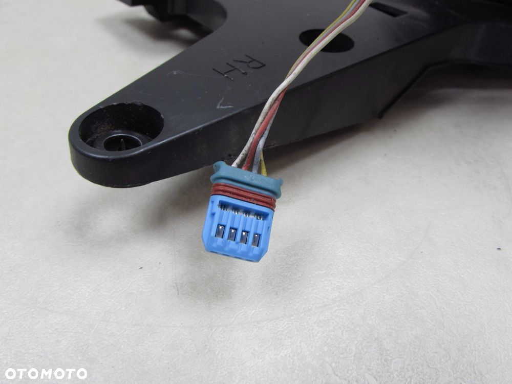 VOLVO KLAMKA ZEWNETRZNA UCHWYT PODSTAWA KASETA PRAWA KEYLESS TYL PRZOD 08663909 30753743 477 - 4