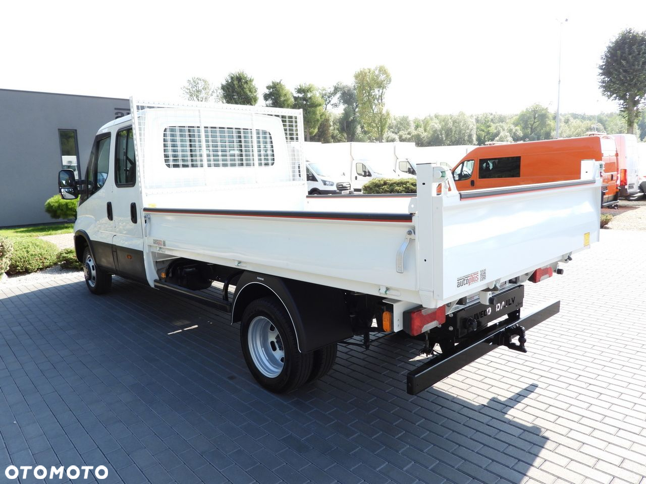 Iveco DAILY 35C16 WYWROTKA PODWÓJNA KABINA DOKA 6 MIEJSC BLIŹNIACZE KOŁA KLIMATYZACJA  160KM - 11