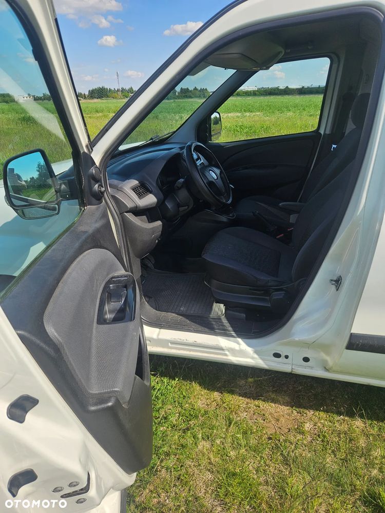 Fiat DOBLO - 24