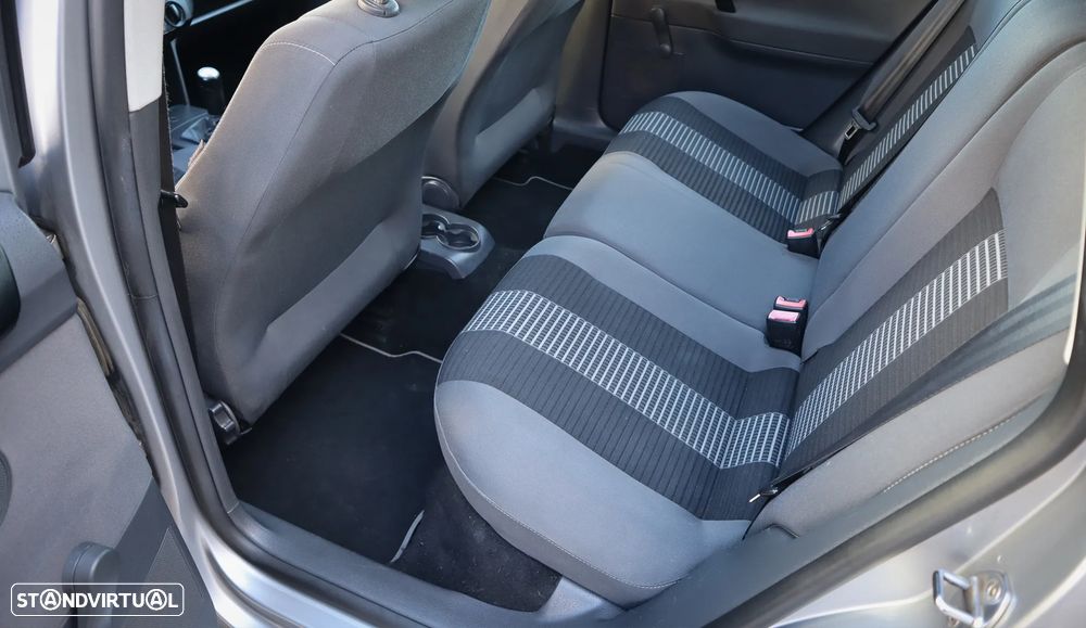 VW Polo 1.4 TDi Confortline - 18