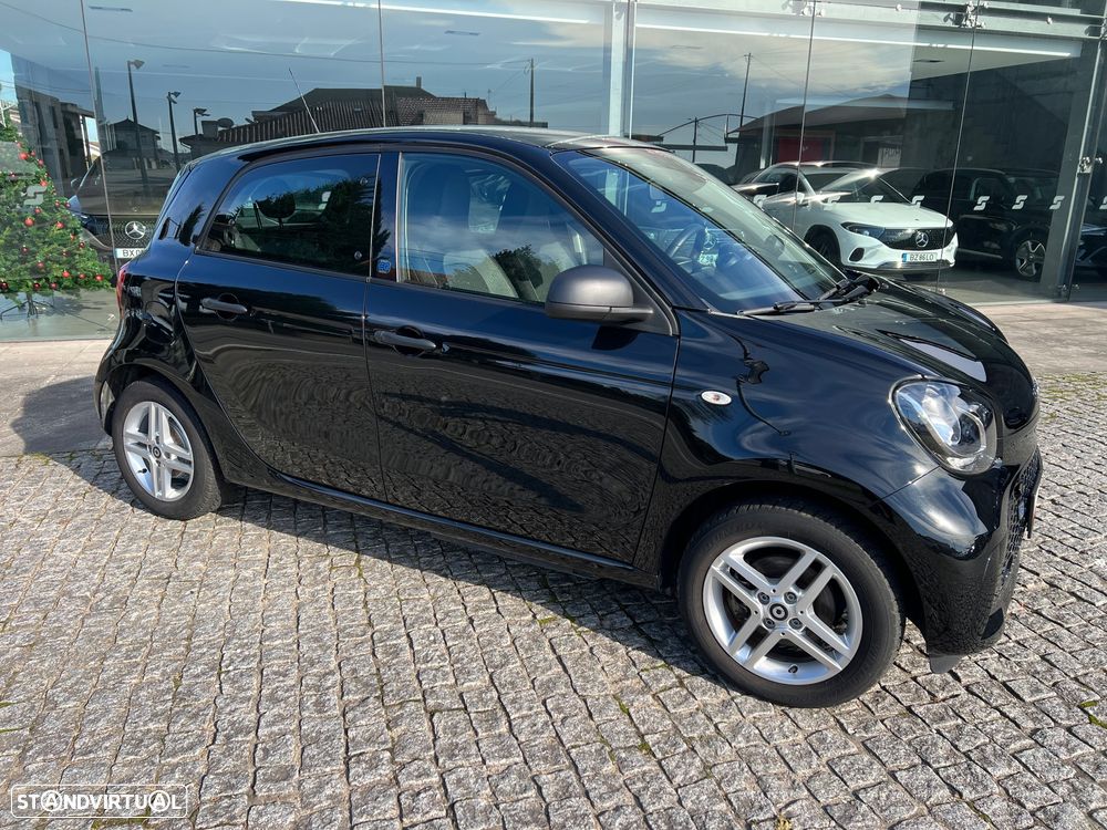 Smart ForFour EQ - 3