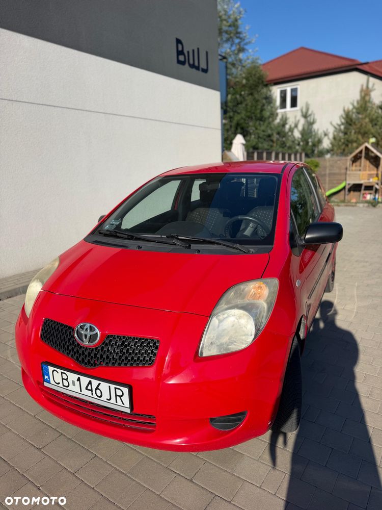 Toyota Yaris 1.0 Terra A/C - 1