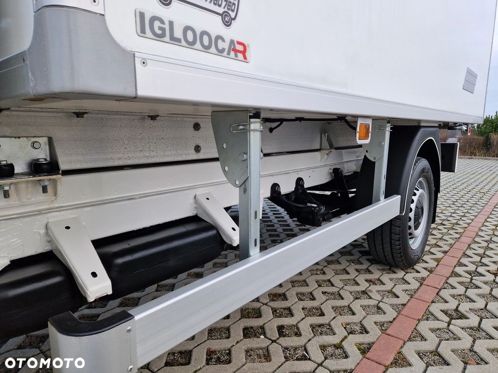 Volkswagen CRAFTER IZOTERMA IGLOOCAR - 15