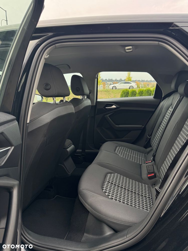 Audi A1 Sportback 30 TFSI S tronic - 8