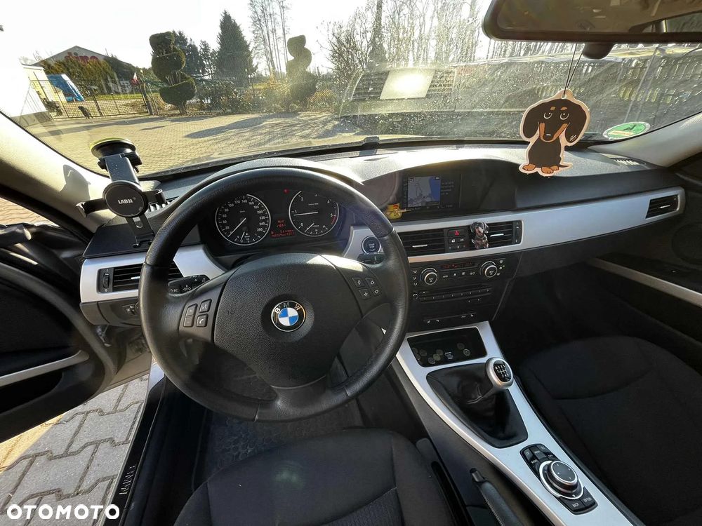 BMW Seria 3 318d - 7