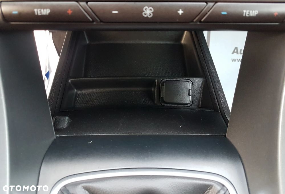 Ford Mondeo 2.0 TDCi Titanium - 29