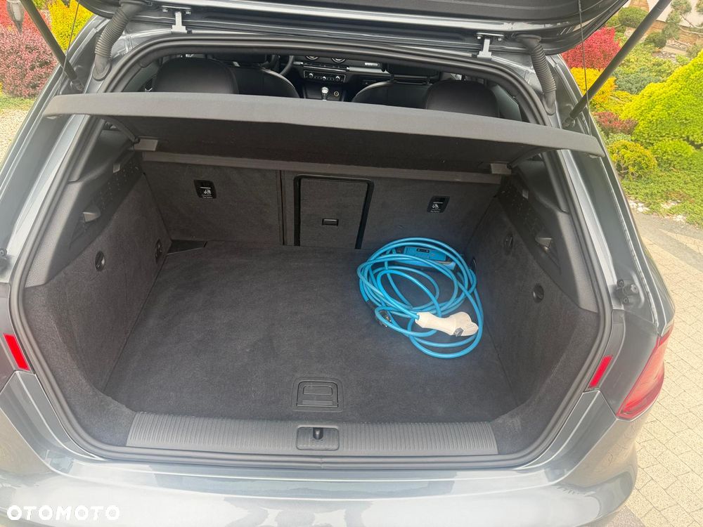 Audi A3 Sportback 1.4 TFSI e-tron S line Sportpaket - 34