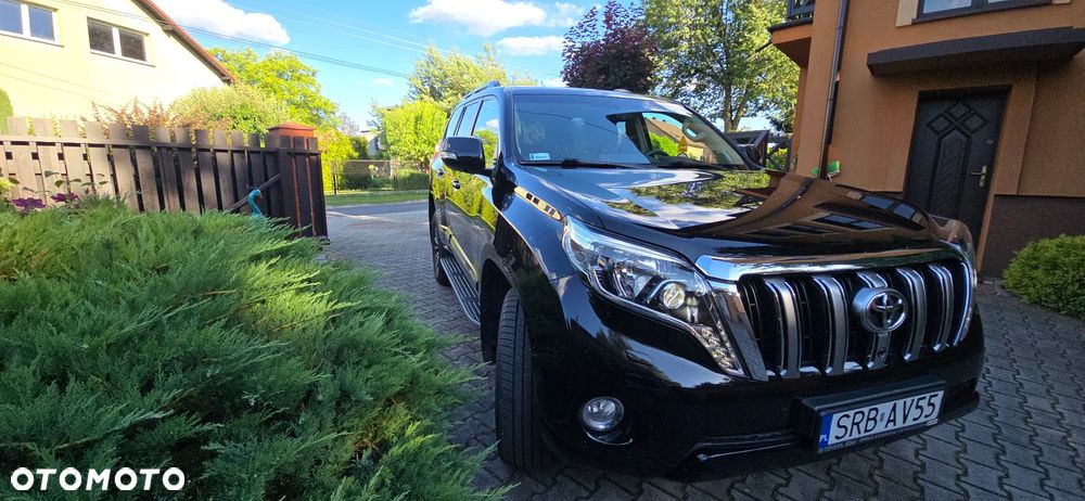 Toyota Land Cruiser LC 3.0 D-4D Invincible - 2