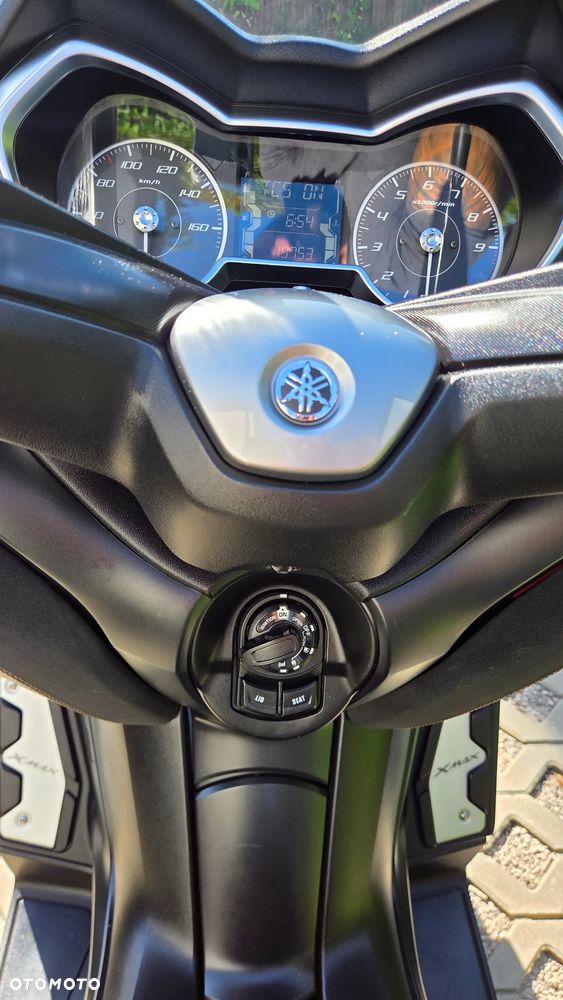 Yamaha X-max - 5