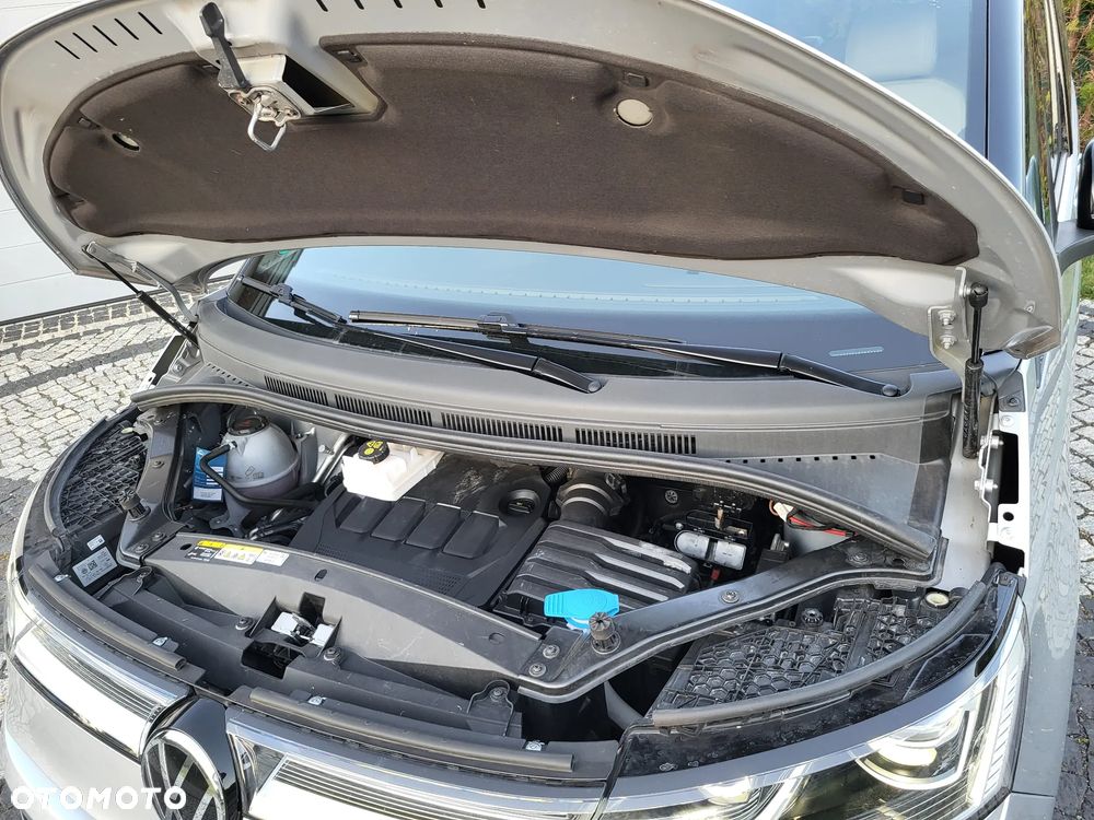 Volkswagen Multivan - 22