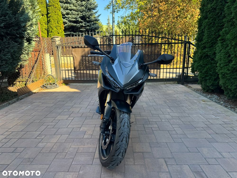 Honda CBR - 3