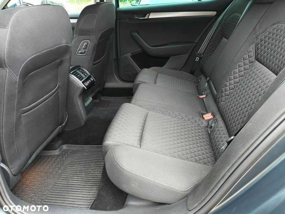 Skoda Superb 1.5 TSI ACT Style - 14